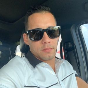 Meet your Posher, Rafael